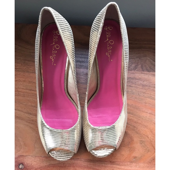 Lilly Pulitzer gold wedges - 8 - Picture 3 of 5